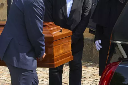 Trasporti funebri